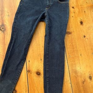 Duluth trading Co. Womens high rise skinny jeans